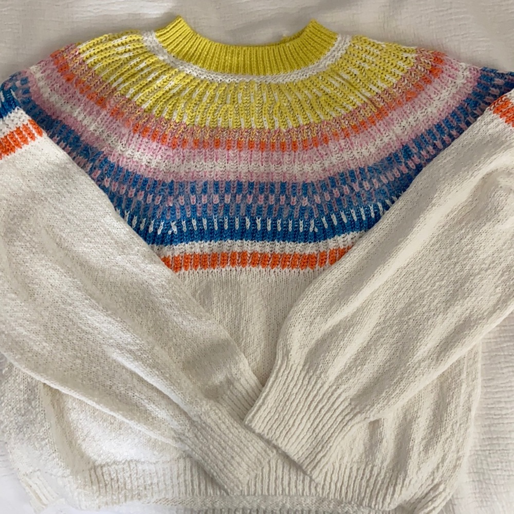 NWT ✨ Lou & Grey sweater